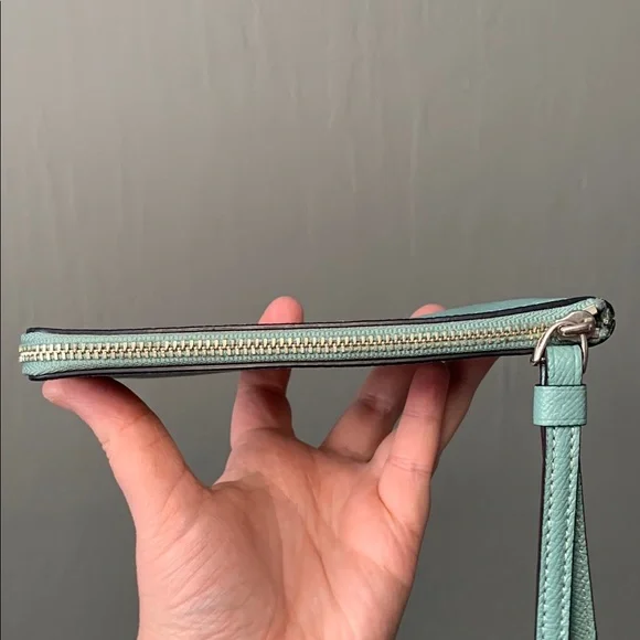 BUNDLE - EUC - Coach Corner Zip Wristlet in Light Blue/Green - Picture 7 of 14